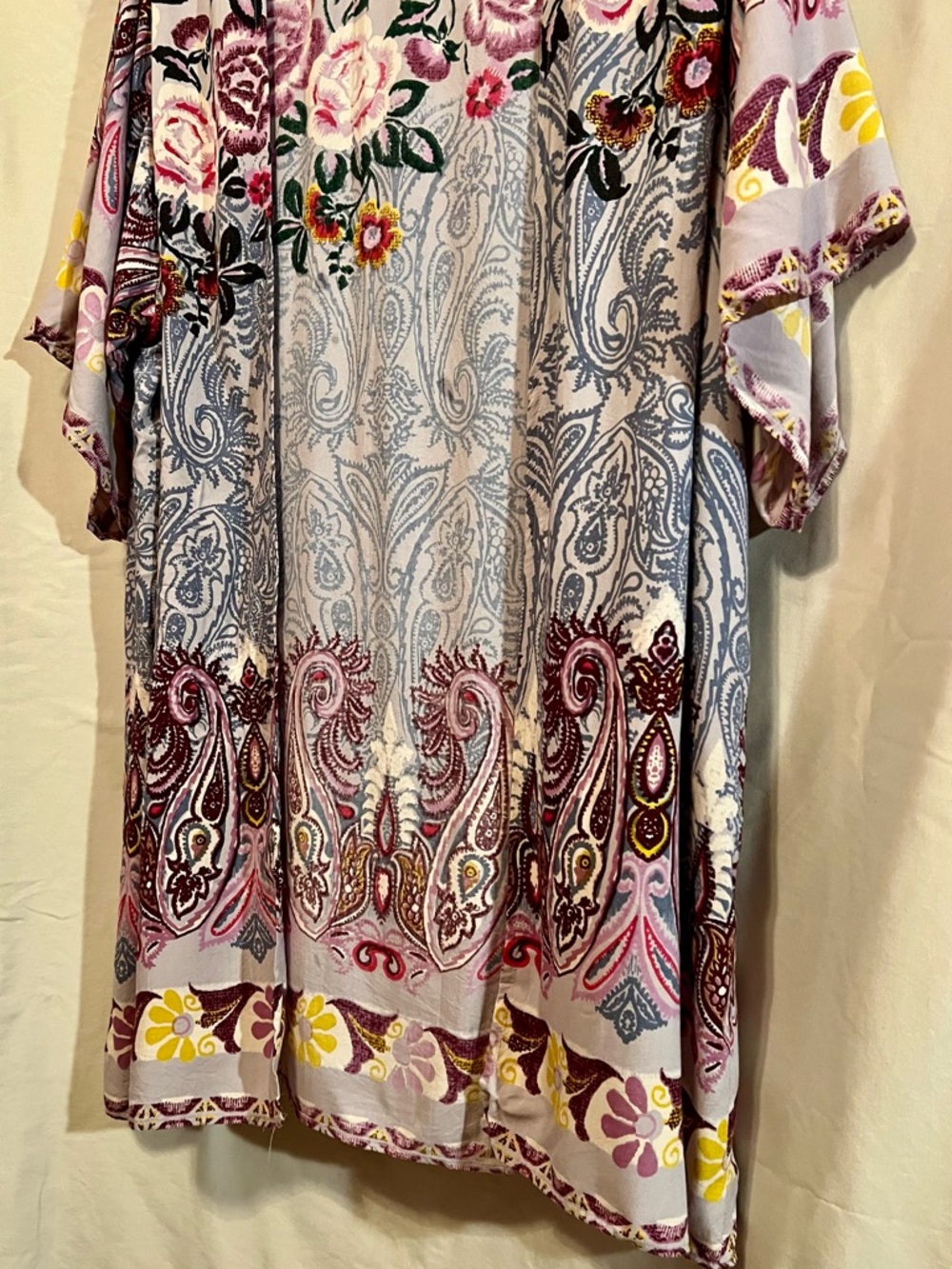 Angie Floral Paisley Kimono Cardigan in Pink, Purple, Yellow, Size L - Picture 3 of 7